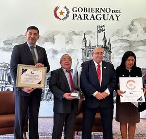 Universidad Nacional de Concepción gana el Premio Nacional a la Calidad 2025 en el sector público - Concepción al Día