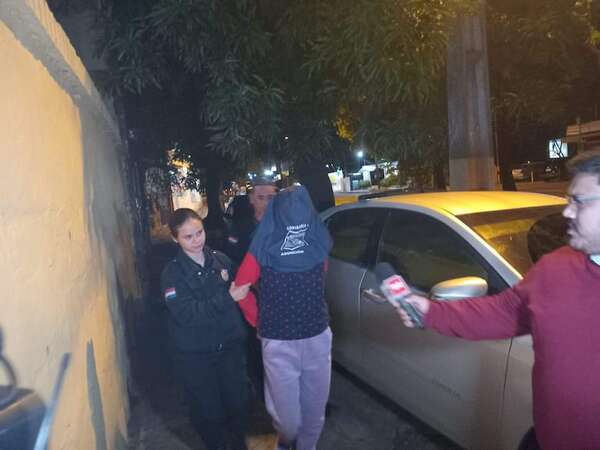 Persecución tras intento de asalto en el Mercado 4 termina con una mujer detenida - Policiales - ABC Color