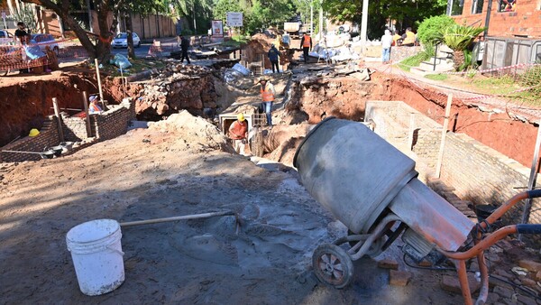 Santo Domingo: Obra de desagüe ya causó cuantiosas pérdidas para comerciantes e incluso despidos