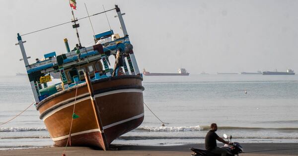 La Nación / EE. UU. analiza la última propuesta de Irán para reabrir Ormuz