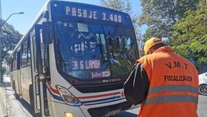 ¿Fin de las "reguladas"? Habrá multas de hasta 25 palos y cancelación de permiso