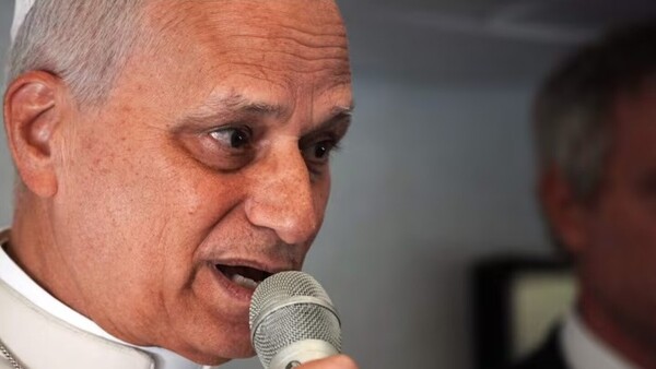 Iglesia no aprueba la bendición formal de las parejas del mismo sexo, dice Papa León XIV