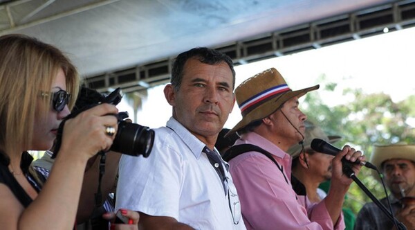 Cuestionado Elvio Benítez, ayer lanzó su candidatura a la Presidencia y hoy se entregó a la Policía - ADN Digital