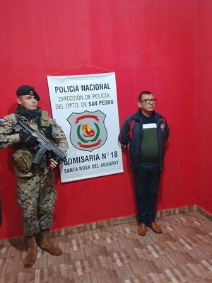 Lanzó su candidatura y al día siguiente fue detenido: Elvio Benítez se presentó ante la Policía - El Trueno