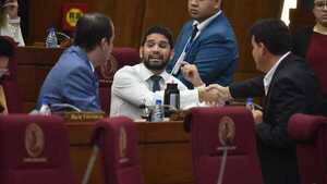 Esgaib y Benítez cruzan acusaciones y amenazas con pedidos de informes