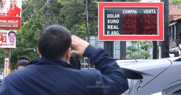 La Nación / El dólar vuelve a perder terreno