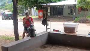 Bolleros montaron pelea de gua'u y movilizaron a la policía