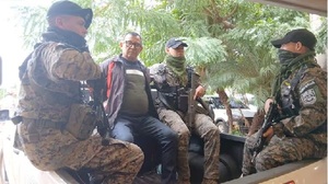 Elvio Benítez se entrega a la Policía tras meses prófugo