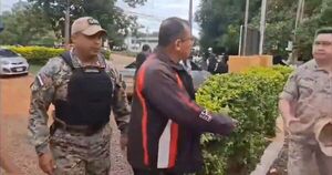 Elvio Benítez se presenta en Santa Rosa del Aguaray y queda detenido por orden vigente