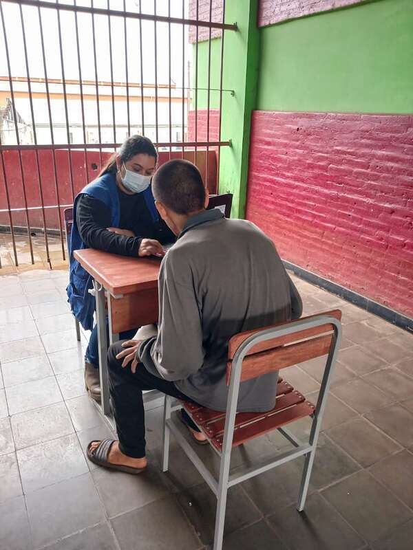 Tuberculosis: solo el 20% de los reclusos continúa su tratamiento al salir de prisión - Nacionales - ABC Color