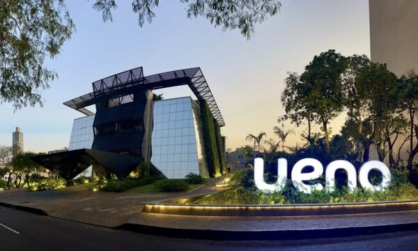 ueno bank eleva su calificación a AApy fortaleciendo su liderazgo en el sistema financiero