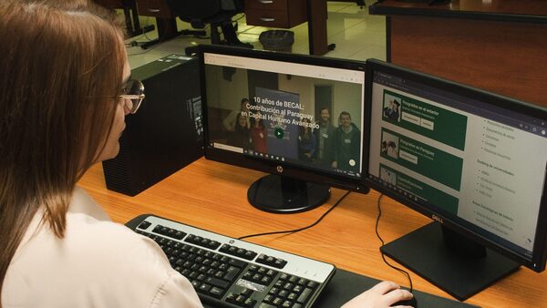 Becal: Últimos días para postular a 200 becas