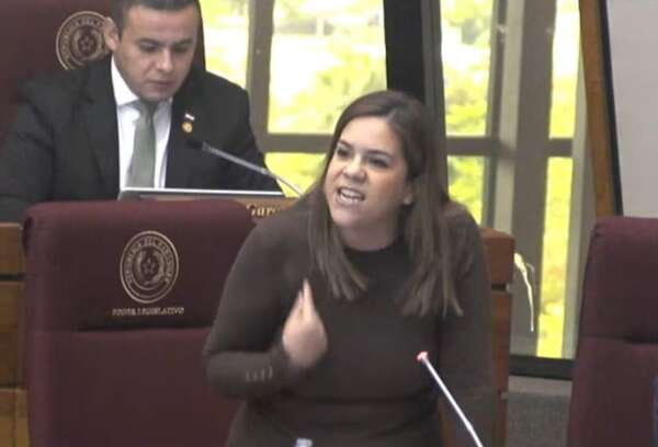 “¡Aprendan a respetarnos, carajo!”: el fuerte reclamo de Johanna Ortega a diputados cartistas - Política - ABC Color
