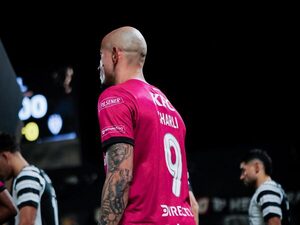 Popular / Con tres goles del paraguayo Charli González, Independiente del Valle ganó a Libertad