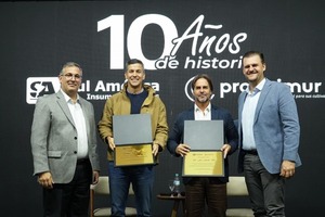 “El campo y la integración son el camino para duplicar al Paraguay”, resaltó Peña en los 10 años de Sul América y Proquimur