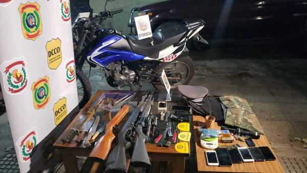 La Policía captura a dos barrabravas de Olimpia e incauta un arsenal