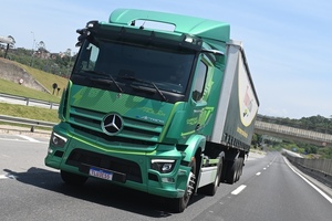 Mercedes-Benz eActros 300 registra resultados prometedores en pruebas con Suzano - Amigo Camionero