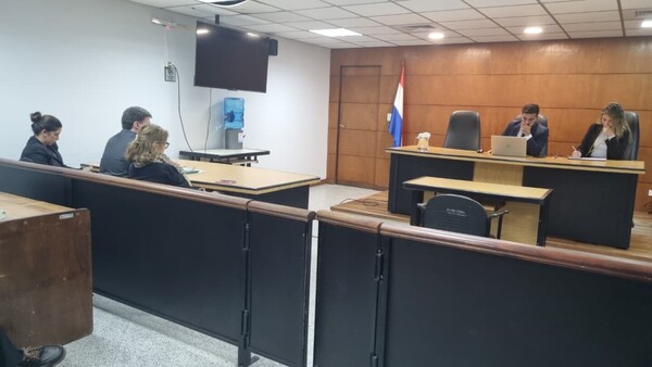 Otro condenado por la mafia de los pagarés y envían a otros a juicio oral