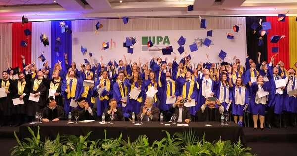 La Nación / UPA celebra graduación exportando profesionales