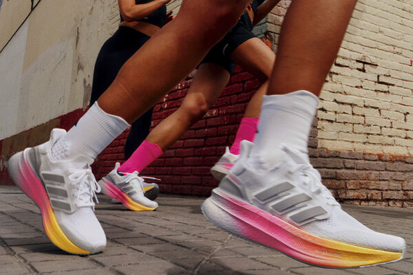 Adidas mejora resultados trimestrales con fuerte impulso de ropa y fútbol - 5Días