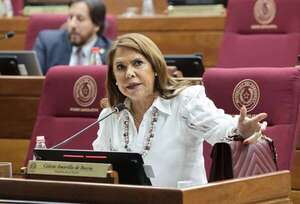 ¿Senadores activos o vitalicios? La fuerte advertencia de Celeste Amarilla sobre el proyecto cartista - Política - ABC Color