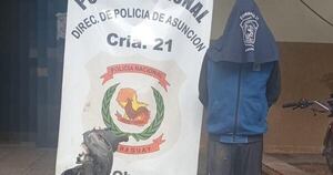 La Nación / Detienen a hombre que robó y desarmó la moto de su vecino en Asunción