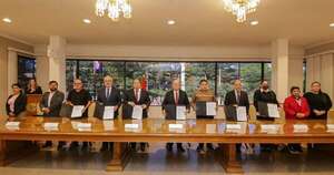 La Nación / TSJE y seis nucleaciones políticas acuerdan garantizar proceso interno transparente