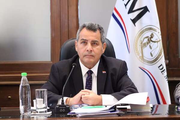 Kronawetter desmiente a abogado de la Conmebol y reafirma que “ocultaron información” - Nacionales - ABC Color