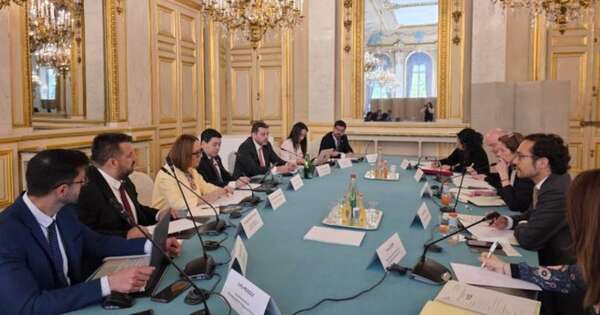 La Nación / Paraguay y Francia refuerzan la cooperación en formación diplomática