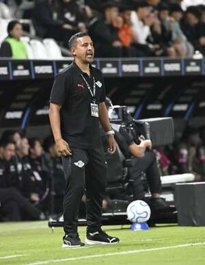 Libertad pagó caro los “detalles”, según Sergio Aquino - Libertad - ABC Color