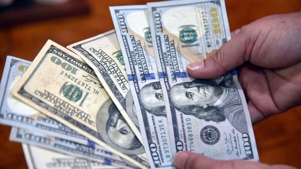 Dólar en picada: cerró a G. 6.190 y tocó G. 5.980 a la compra