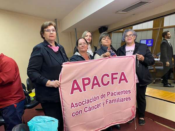 AUDIO: Funcionario que supuestamente cobraba para agilizar turnos en Incan no operaría solo, sostiene Apacfa  - Ancho Perfil - ABC Color