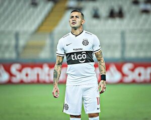 Popular / ¡No puede ser! Derlis González resintió su lesión en la rodilla