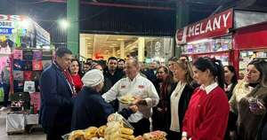 Diario HOY | Camilo madrugó y recorrió El Abasto, la Terminal  y la base de la PMT