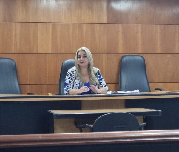 Jueza devuelve imputación por falta de precisión en caso de presunto narcotráfico - PDS RADIO Y TV