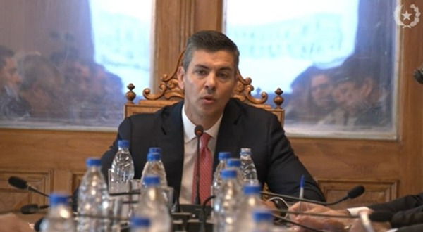 Santiago Peña advierte a su gabinete y anticipa más cambios en el Gobierno: "No estoy conforme"