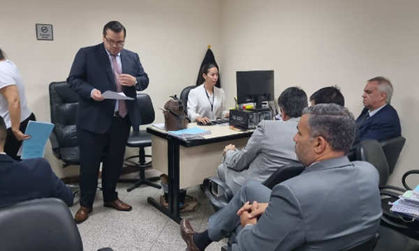 Juzgado analiza pedido de Dalia López para salir de prisión con tobillera electrónica - OviedoPress