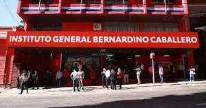 La Nación / ANR inaugura 3 consultorios médicos y refacciones del Instituto Bernardino Caballero