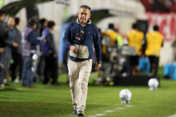 “Hacen cada pregunta boluda”: Horacio Melgarejo, DT de Cienciano, y el caliente cruce con los periodistas - Copa Sudamericana - ABC Color