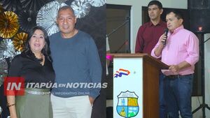 TRINIDAD RINDE HOMENAJE A DOCENTES EN EL DÍA DEL MAESTRO