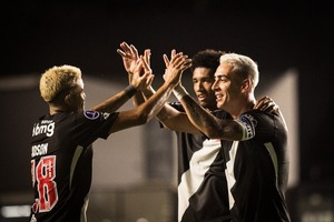 Olimpia cae goleado en Brasil pero todo queda parejo