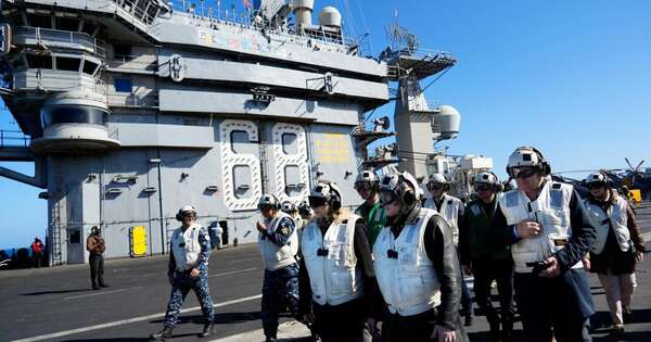 La Nación / Milei asiste a ejercicio militar con EE. UU. a bordo del portaviones USS Nimitz