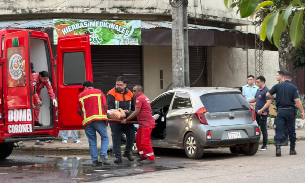 Accidente de tránsito frente al Mercado N.º 1 deja dos personas heridas - OviedoPress