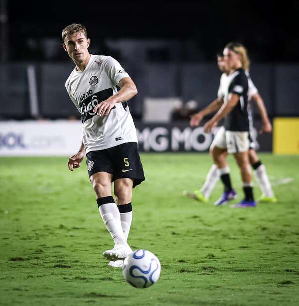 Juan Fernando Alfaro tras la goleada en Río: “Es un cachetazo para volver a las bases” - Olimpia - ABC Color