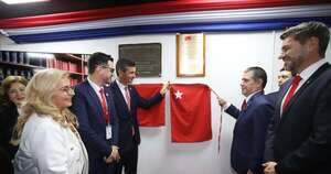 La Nación / Cartes inaugura mejoras en el edificio Patria en sede de ANR