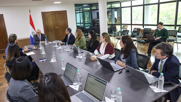 Paraguay defiende su “sólido desempeño macroeconómico”