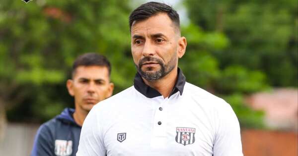 La Nación / Santaní presentó a Julio Irrazábal