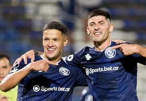 Alex Arce brilla con un triplete y pone a Independiente Rivadavia en la cima de la Libertadores