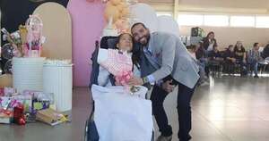 Diario HOY | Karlinho Alujas sorprendió a una adolescente en su fiesta de 15 años
