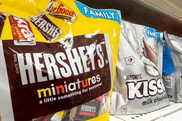 Hershey supera previsiones impulsada por el alza de los precios del chocolate - 5Días